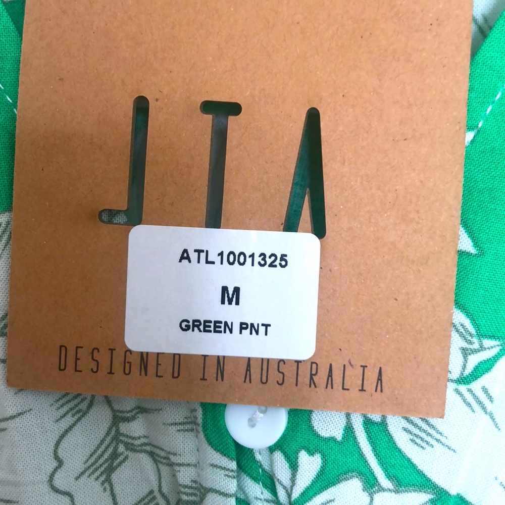 Gorgeous flowy green & white dress- size M - Picture 8 of 8